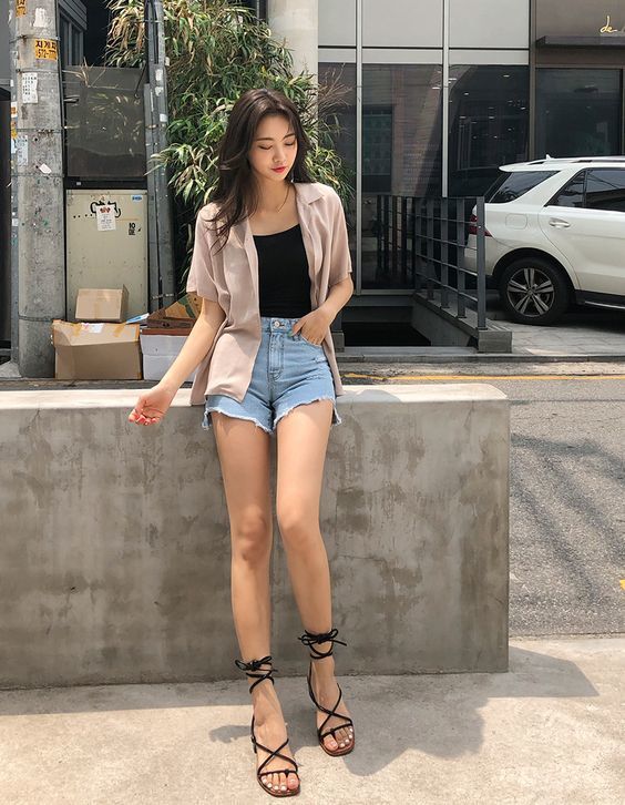 เบลเซอร์แขนสั้น