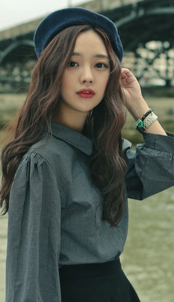 1605584147