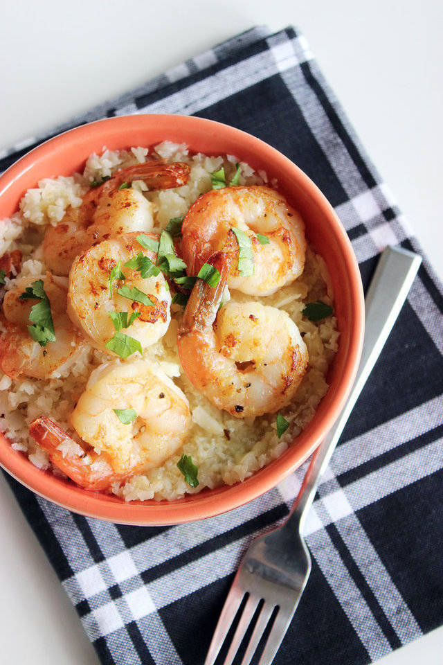 1457671045 paleo shrimp grits