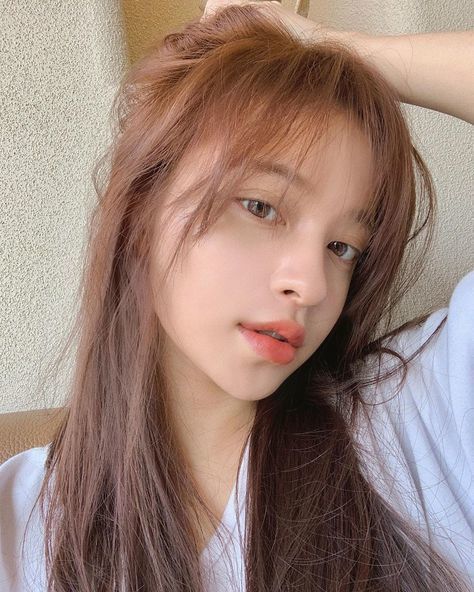 1611258696