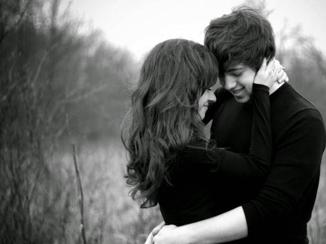 https://image.sistacafe.com/images/uploads/content_image/image/10321/1434362831-girl-boy-love-hug-hd-images-1024x768.jpg