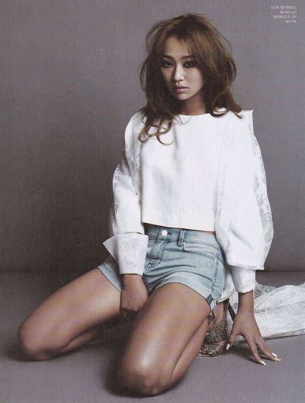 1458034832 hyorin sistar hyorin 36978072 599 791
