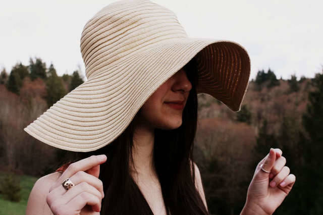 1458097253 floppy straw sun hat
