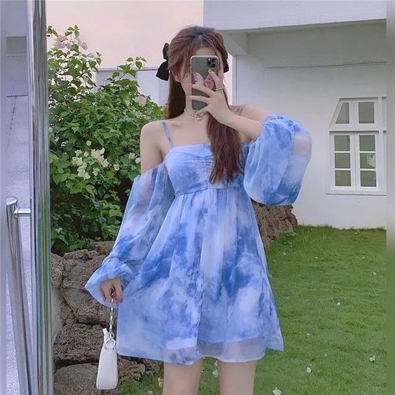 เดรสสไตล์เกาหลี สีสันสดใส เหมาะใส่ไปเที่ยววันหยุด