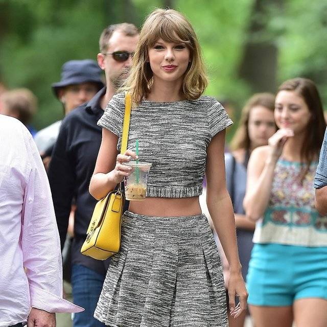 1458228564 taylor swift matching set street style