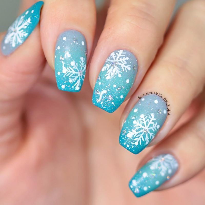 1638137970 33 snowflake nail art designs