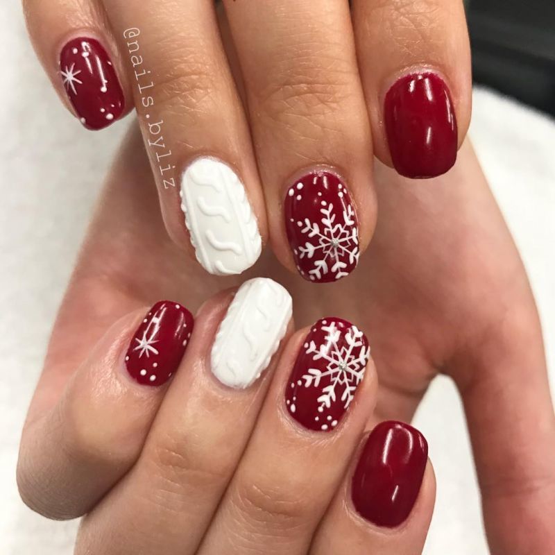 1638138584 24 snowflake nail art designs
