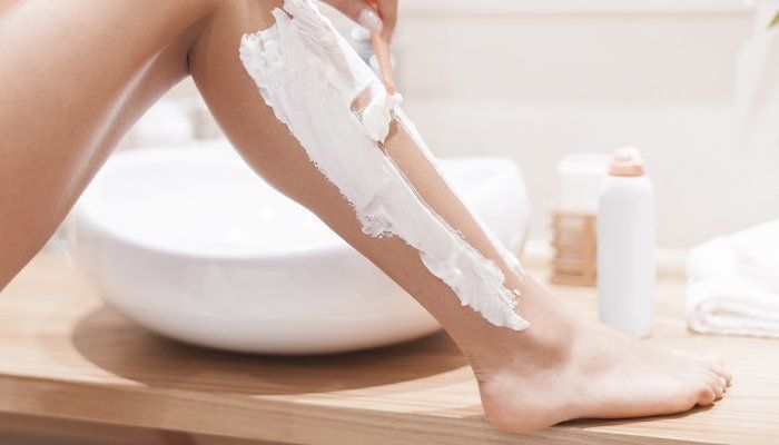 1649930915 5fecdcf5 e140 42a0 8cd1 56b10a0a0a64 b may prevent and treat ingrown hairs article 1400x800 previeworg