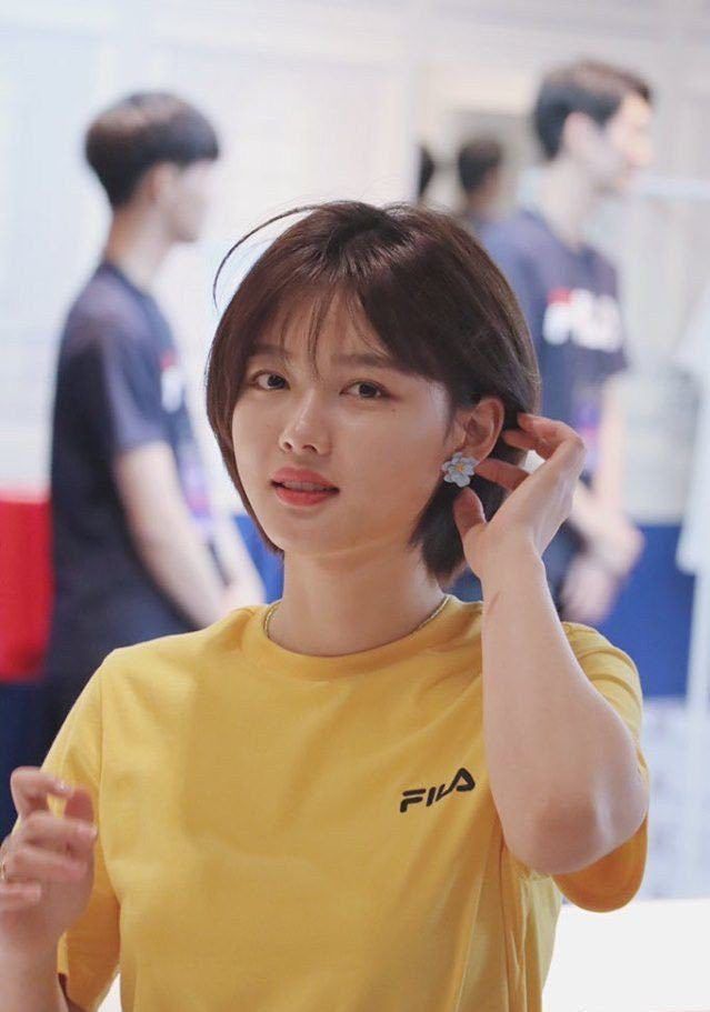 ผมซอยสั้น