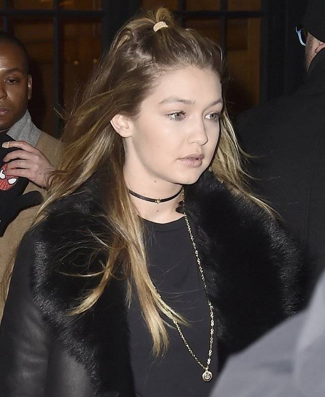 1459745384 gigi hadid zayn malik out nyc january 2016