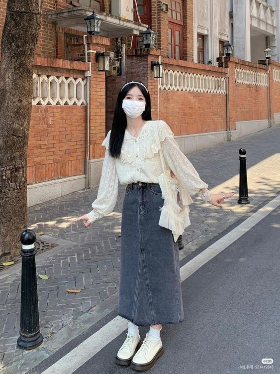 แฟชั่นเสื้อลูกไม้
