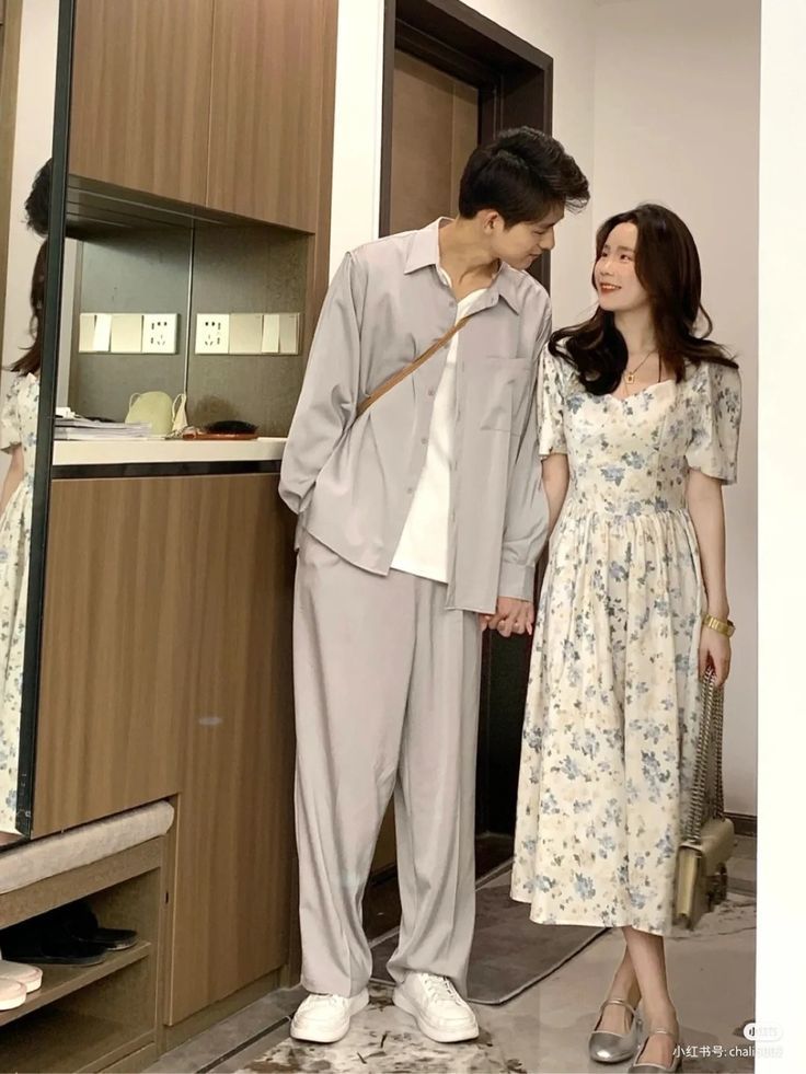 แต่งตัวคู่กับแฟนไปทำบุญ