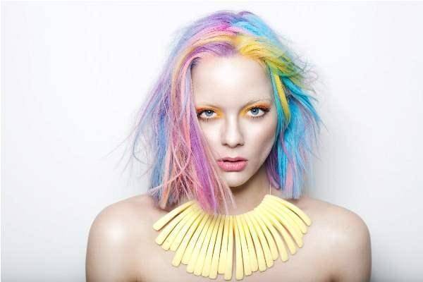 https://image.sistacafe.com/images/uploads/content_image/image/113076/1459762166-pastel-colored-rainbow-hair.jpg