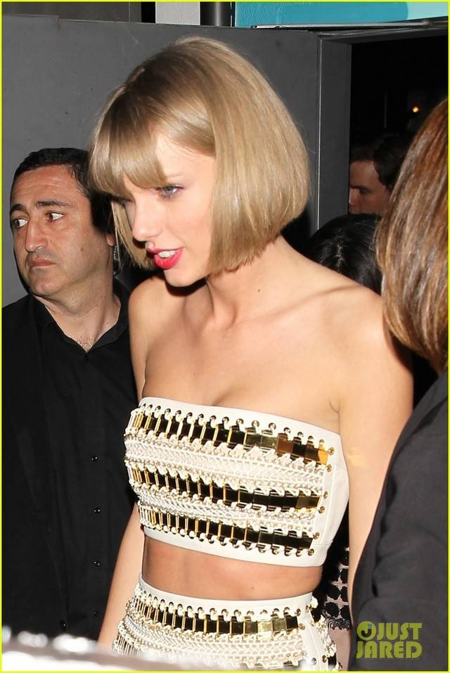 https://image.sistacafe.com/images/uploads/content_image/image/116978/1460372056-taylor-swift-grammys-2016-after-party-calvin-harris-05.jpg
