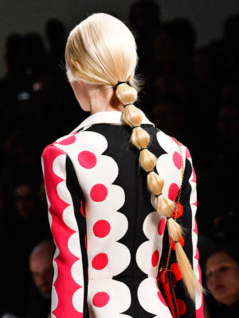 1460373822 hair valentino