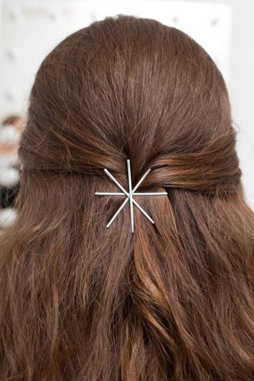 1434964344 13 hairstyle hacks everyone should know 13