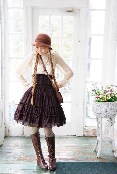 1460984633 country lolita look