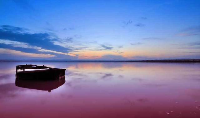 https://image.sistacafe.com/images/uploads/content_image/image/120770/1461058454-Lake-Retba-Senegal.jpg