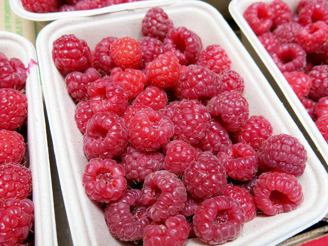 1461836130 afternoon have fiber rich snack