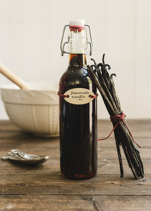 https://image.sistacafe.com/images/uploads/content_image/image/127193/1462276487-Homemade-Vanilla-Extract-www.kitchenconfidante.com-4.jpg