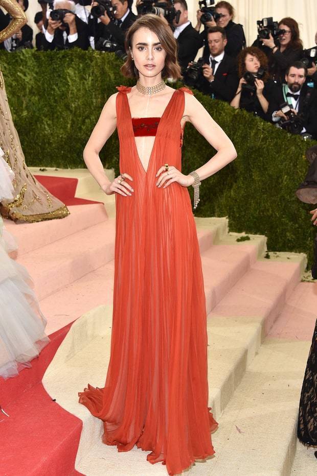 https://image.sistacafe.com/images/uploads/content_image/image/127288/1462333064-lily-collins-e2e30eef-985d-4258-b828-c84a26e8375c.jpg