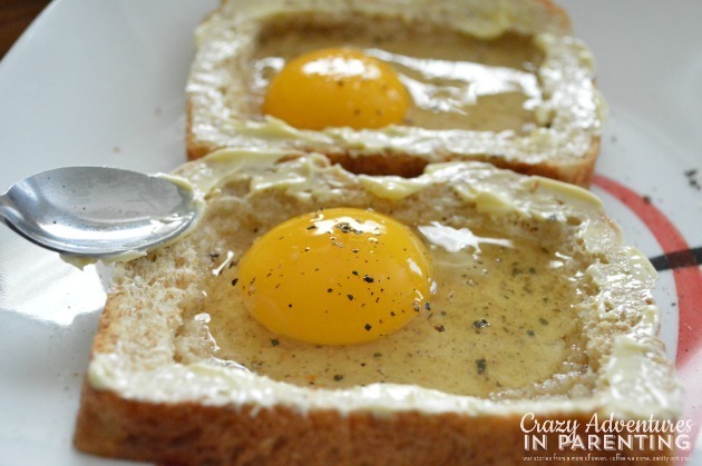 1435142716 buttering the egg toast