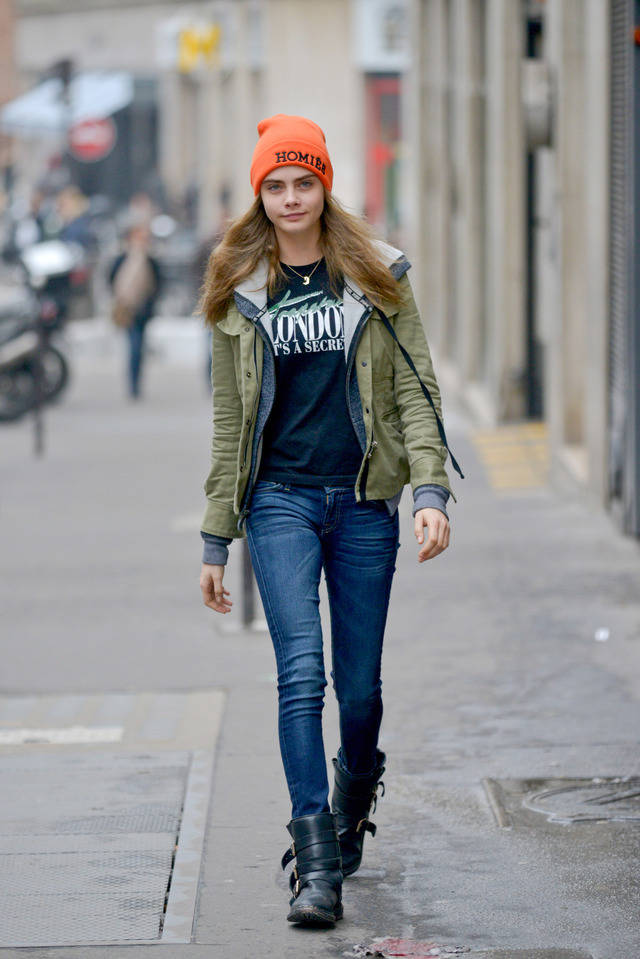 1462896605 cara delvingne 7 for all mankind skinny sophisticated siren 1