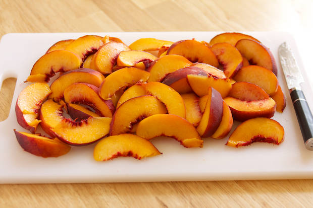 1462964724 fresh peach topping gi 365 37