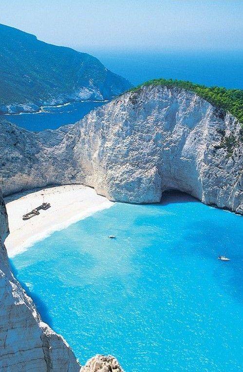 https://image.sistacafe.com/images/uploads/content_image/image/130352/1462984968-Such-as-dream-Zakynthos-Greece-welcomes-the-tourists...jpg