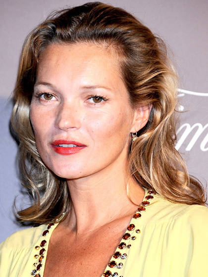 https://image.sistacafe.com/images/uploads/content_image/image/133791/1463584984-older-kate-moss-hair.jpg