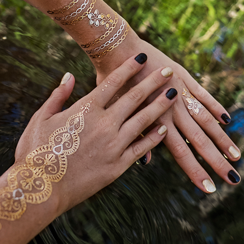 https://image.sistacafe.com/images/uploads/content_image/image/133839/1463587734-metallic_tattoos1.png