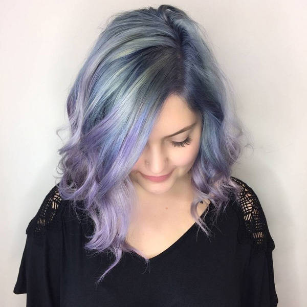 https://image.sistacafe.com/images/uploads/content_image/image/136539/1464154636-Mermaid-Violet-And-Turquoise-Wavy-Hair.jpg