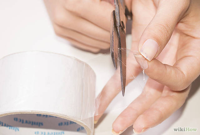 https://image.sistacafe.com/images/uploads/content_image/image/13914/1435632800-670px-Fix-a-Broken-Nail-Step-1.jpg