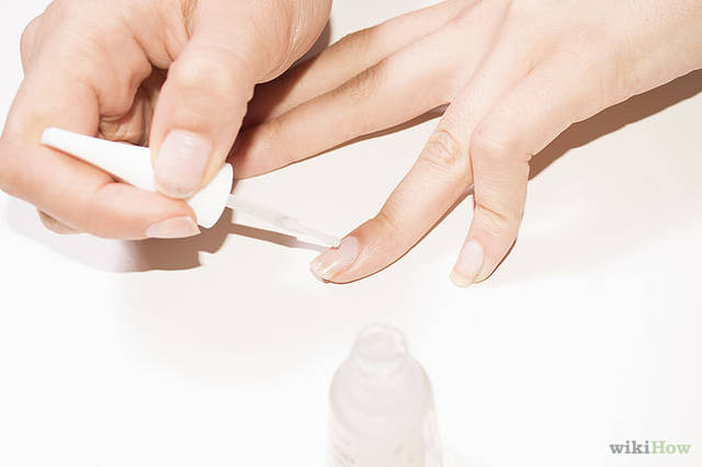 1435634313 670px fix a broken nail step 12