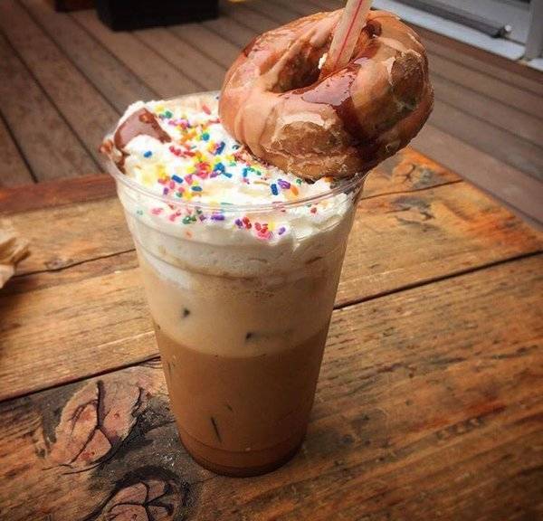 https://image.sistacafe.com/images/uploads/content_image/image/141550/1465140780-CjgN_eDXAAAp47V.jpg