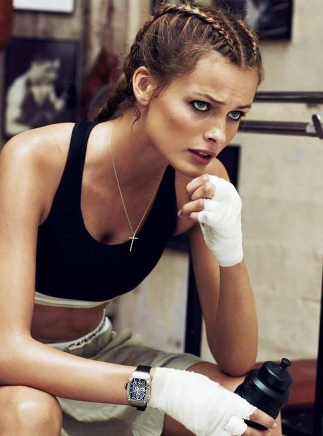 https://image.sistacafe.com/images/uploads/content_image/image/146727/1466061191-vogue-paris_840_472.jpeg