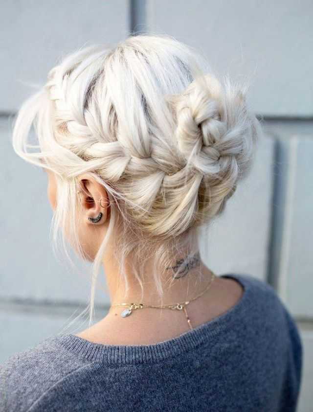 https://image.sistacafe.com/images/uploads/content_image/image/148401/1466394080-french-braid-into-messy-bun.jpg