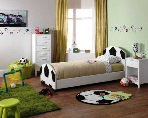 https://image.sistacafe.com/images/uploads/content_image/image/149646/1466562493-Boys-Bedroom-Design-with-Football-Theme-590x472.jpg