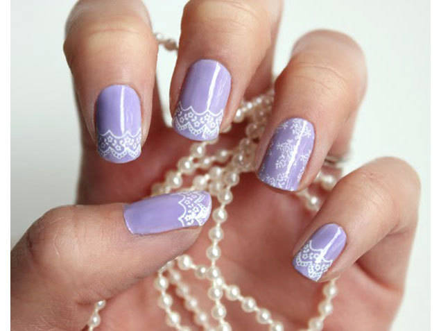 1435900906 04 nail art bridal lavender