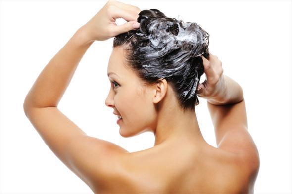 https://image.sistacafe.com/images/uploads/content_image/image/151445/1466738972-choosing-an-anti-dandruff-shampoo-th.jpg-2-size-3.jpg