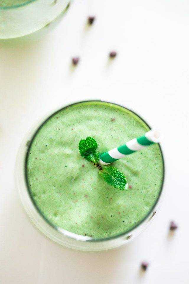 1467005113 green smoothie pic