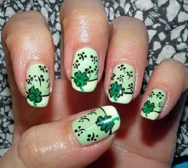 https://image.sistacafe.com/images/uploads/content_image/image/153339/1467008410-Four-Leaf-Clover-Nail-Art-21.jpg