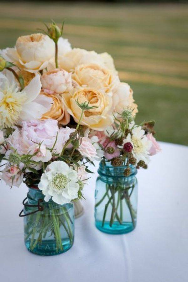https://image.sistacafe.com/images/uploads/content_image/image/15744/1436176571-mason-jars-table-flowers.jpg