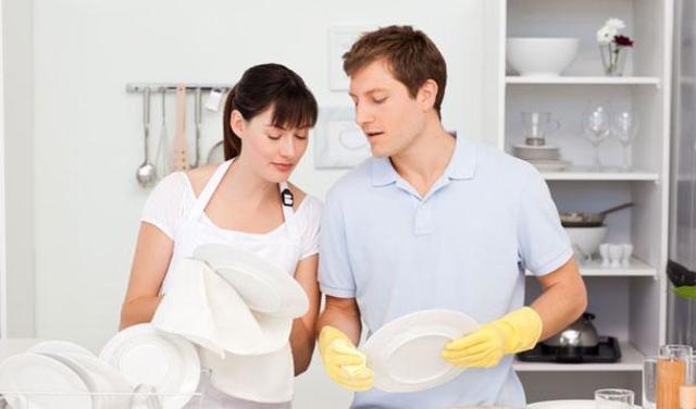 1429865257 husband doing chores