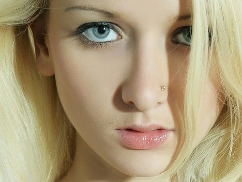 1467866427 beautiful face girl girls photography wallnest db86727c95875937a08f66d89106476f h
