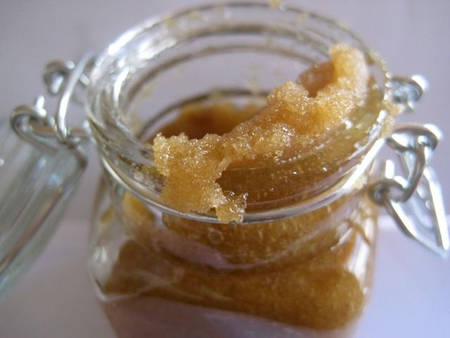 1468226462 honey sugar