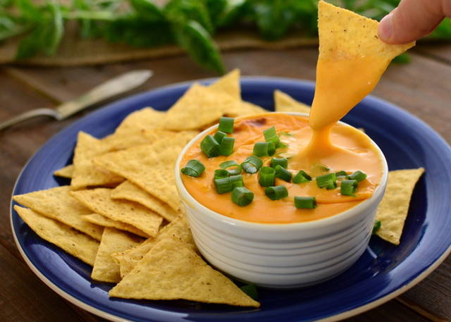 https://image.sistacafe.com/images/uploads/content_image/image/16188/1436841308-vegan-cheese-2.jpg