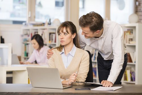 https://image.sistacafe.com/images/uploads/content_image/image/163537/1469003786-HRDA_GuestPost_SexualHarassment.jpg