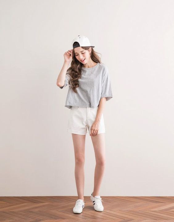 แฟชั่น เสื้อผ้า มินิมอล สไตล์เกาหลี