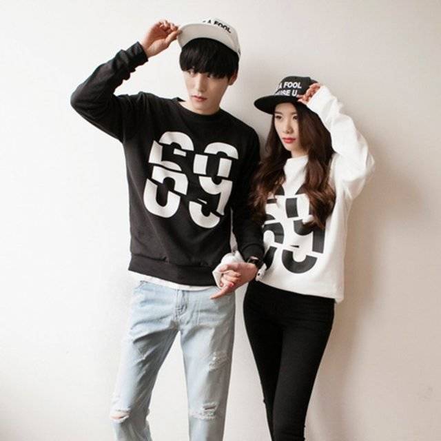เสื้อคู่แบบสลับสี โมโนโทน สีขาวดำ